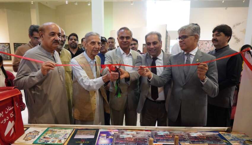 Pakistan Post Unveils World’s Longest Commemorative Stamp Honouring Sadequain