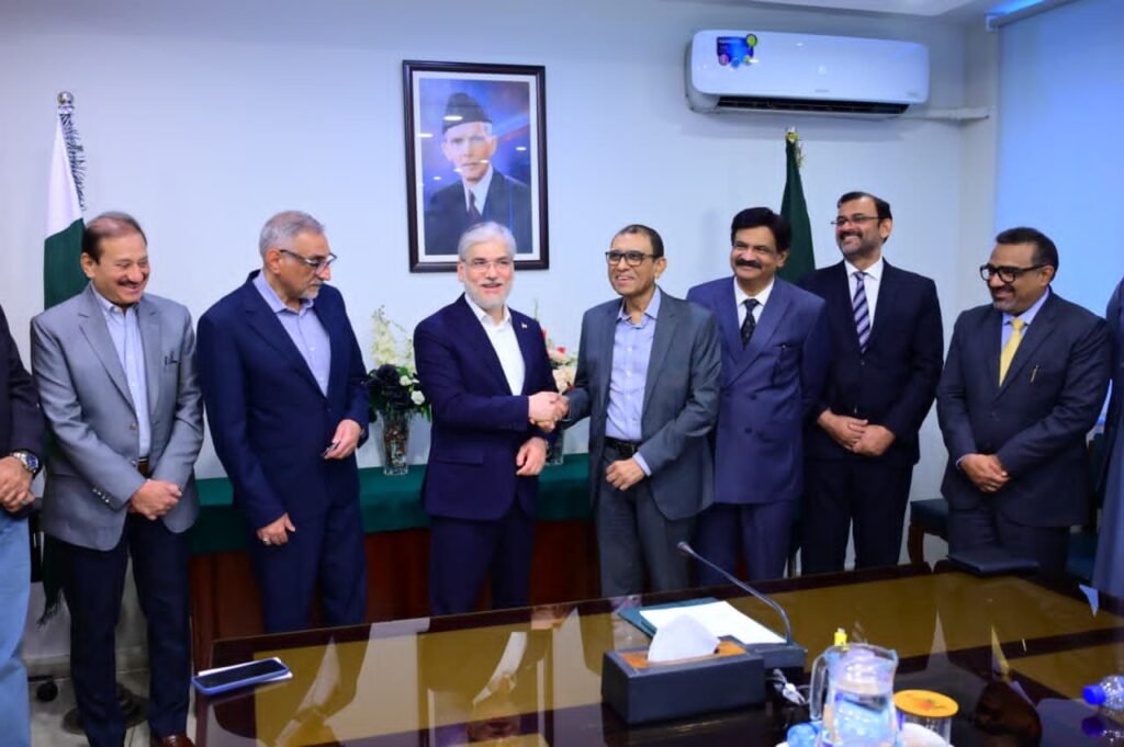 Pakistan, Iran reaffirm commitment to expand cooperation in education, science Pakistan, Iran reaffirm commitment to expand cooperation in education, science