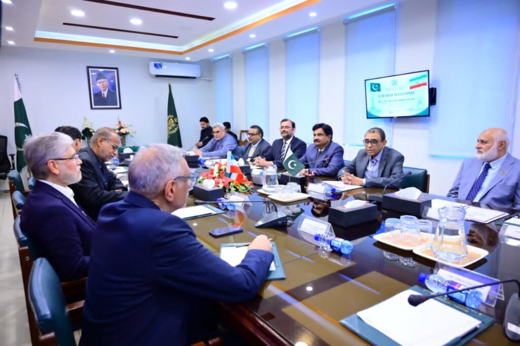 Pakistan, Iran reaffirm commitment to expand cooperation in education, science Pakistan, Iran reaffirm commitment to expand cooperation in education, science