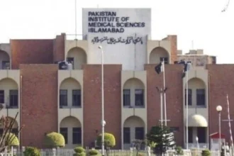 Health Minister Mustafa Kamal urged cold, cough and fever patients to avoid visiting PIMS to reduce pressure on the hospital.