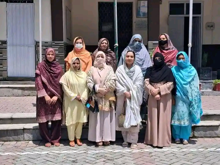 KP Women Commission visits girls’ school in Abbottabad, praises education reforms