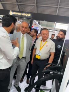 Climate Minister Musadik Malik Visits StarCharge at Solar & Storage Expo Pakistan 2026