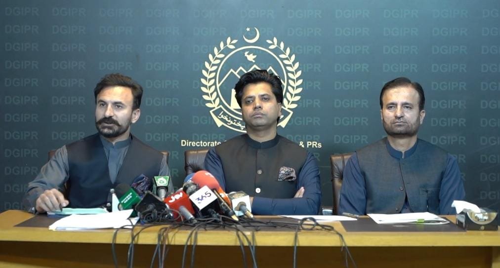 KP Minister Accuses Punjab Wheat Policy of Driving Up Flour Prices Across Provinces
