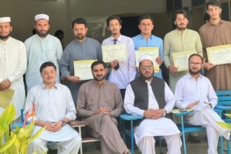 Students attend an AI awareness workshop in Upper Dir to learn ChatGPT, Google Gemini and other digital tools.