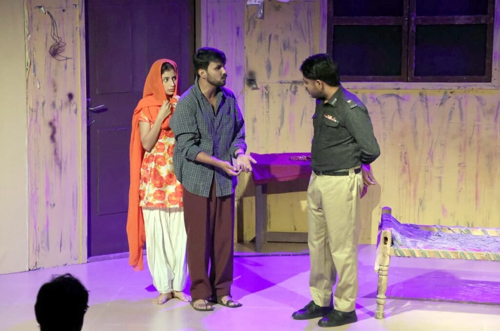 Cast members perform Rajinder Singh Bedi's classic play Naql-e-Makani during the SOVAPA Alumni Series at the Arts Council of Pakistan Karachi.