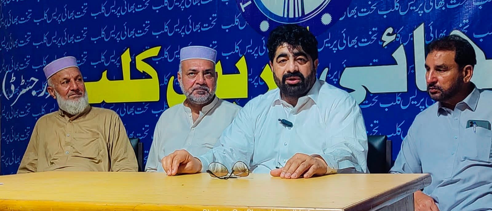 KP Revenue Minister Orders Crackdown on Delays and Corruption During Surprise Takht Bhai Visit