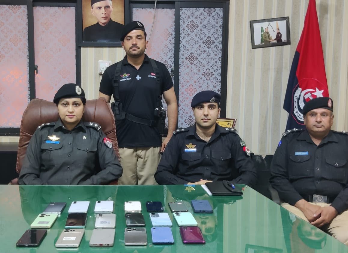 Mardan Police Recover 19 Stolen Phones in Major Theft Probe