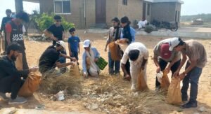 Zong, WWF Pakistan Launch HawksBay Clean-Up Drive to Tackle Plastic Pollution Zong, WWF Pakistan Launch HawksBay Clean-Up Drive to Tackle Plastic Pollution