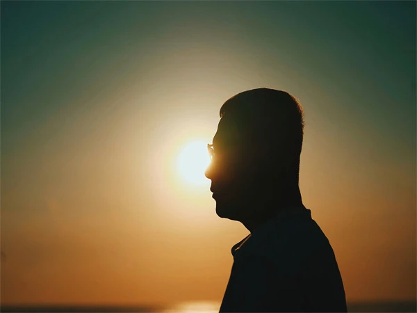 sunlight exposure linked to lower dementia risk in new study