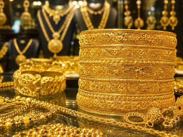Gold Prices Rise Again in Pakistan as Global Market Extends Gains Gold prices increased in Pakistan after gains in the international bullion market.
