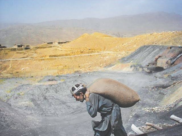 Balochistan coal miners receive over Rs260m in welfare grants since 2019