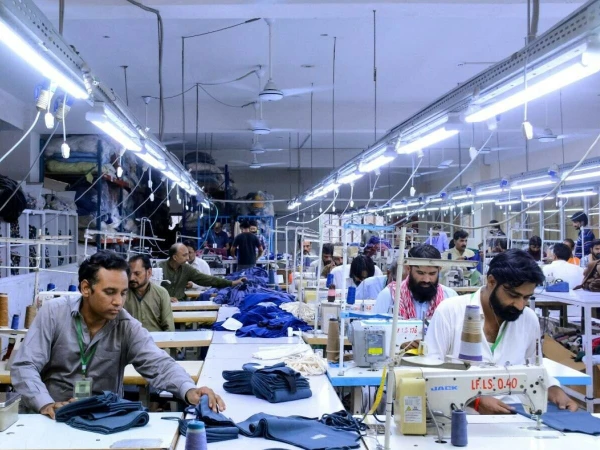 Sindh proposes higher minimum wages for workers across 60 industries