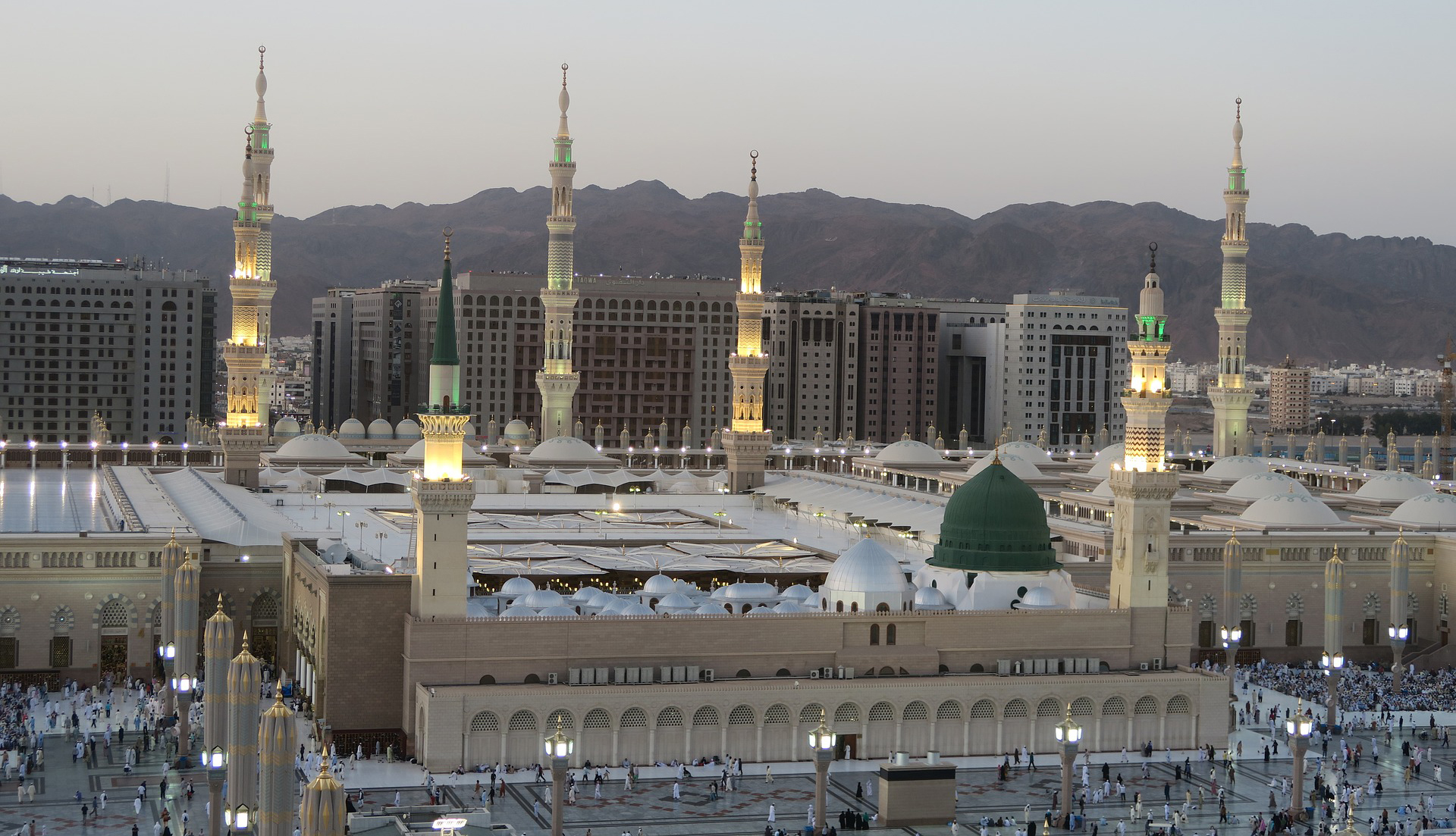 183 Blessed Names of Prophet Muhammad ﷺ Inscribed on the Southern Wall of Masjid an-Nabawi