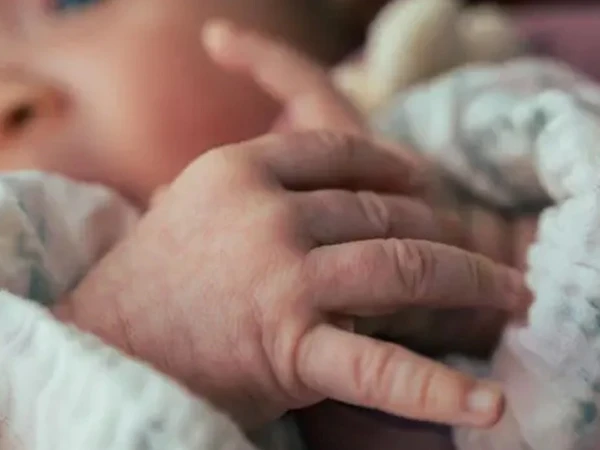 Police Register Case After Newborn Girl Reportedly Loses Thumb at Rawalpindi Hospital Holy Family Hospital in Rawalpindi, where a newborn girl reportedly suffered a thumb injury during treatment.