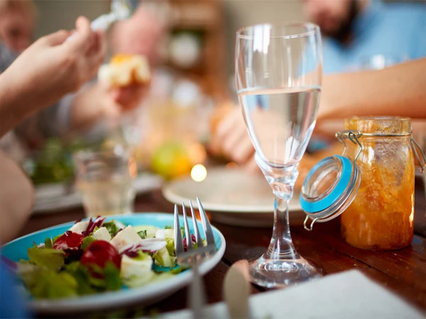 Study Suggests Drinking Water During Meals May Increase Food Intake