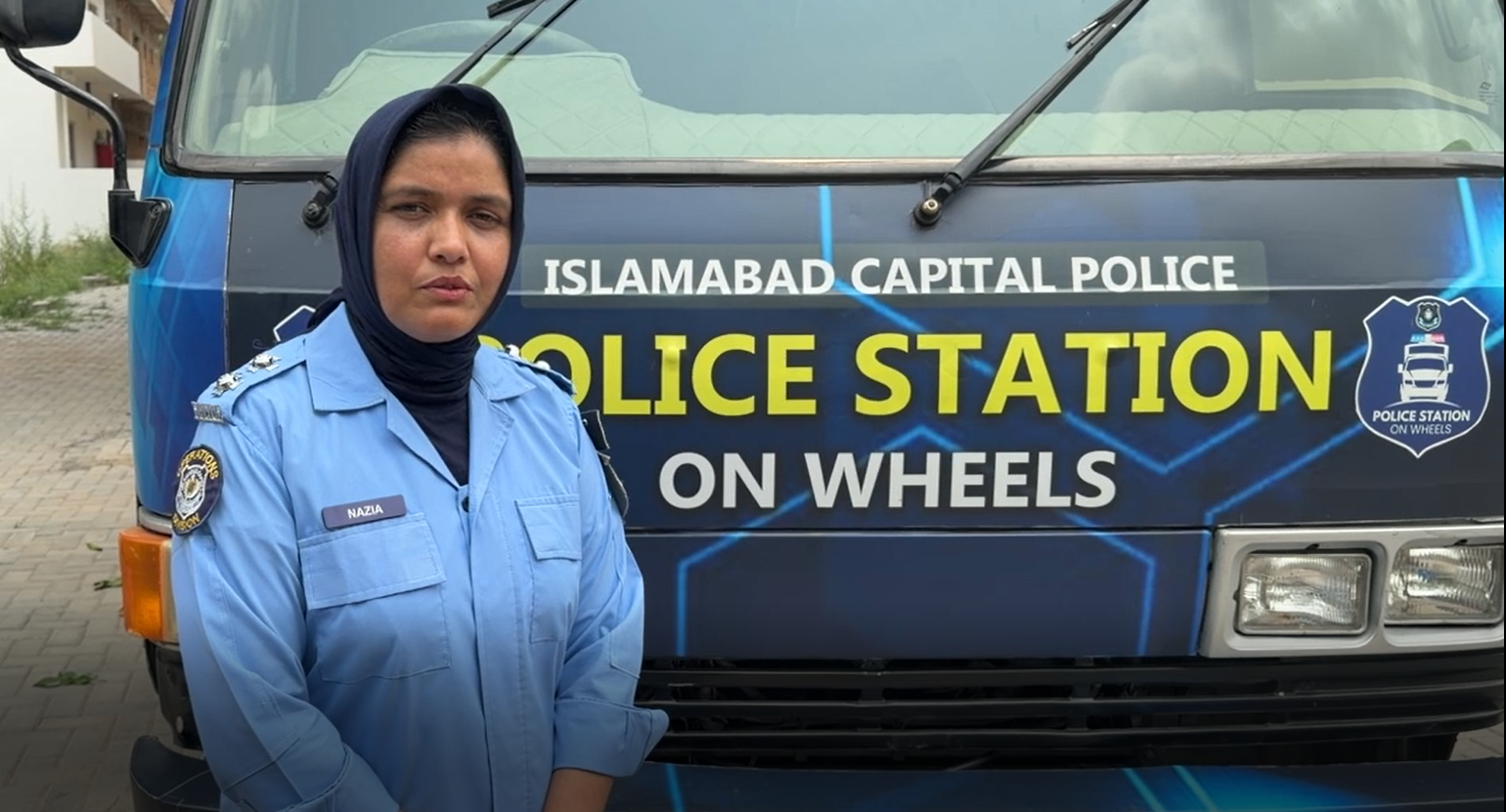 Islamabad Police Digital Facilitation Van Visits Rehman Enclave, Bringing Services to Residents
