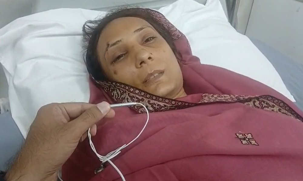 Survivor teacher Anila giving her first statement from hospital after Lahore tuition centre roof collapse incident.