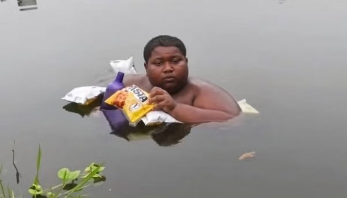 Teen Spends 5 Years in a Pond A 16-year-old boy reportedly spends time submerged in a pond because of severe skin discomfort.