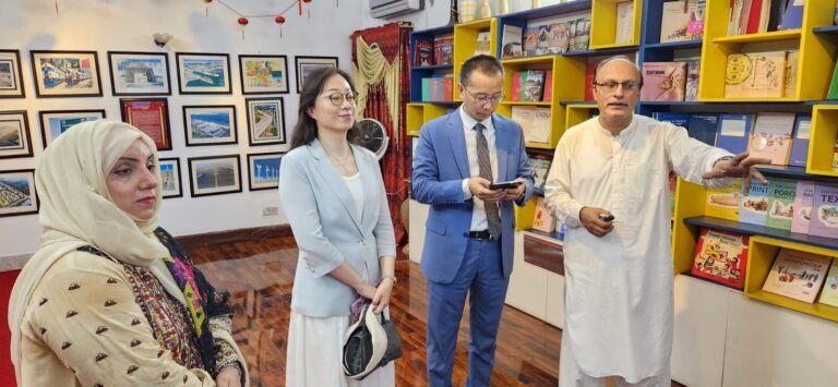 Chinese cultural delegation visits China Window Peshawar to promote Pakistan-China cultural ties and people-to-people exchanges