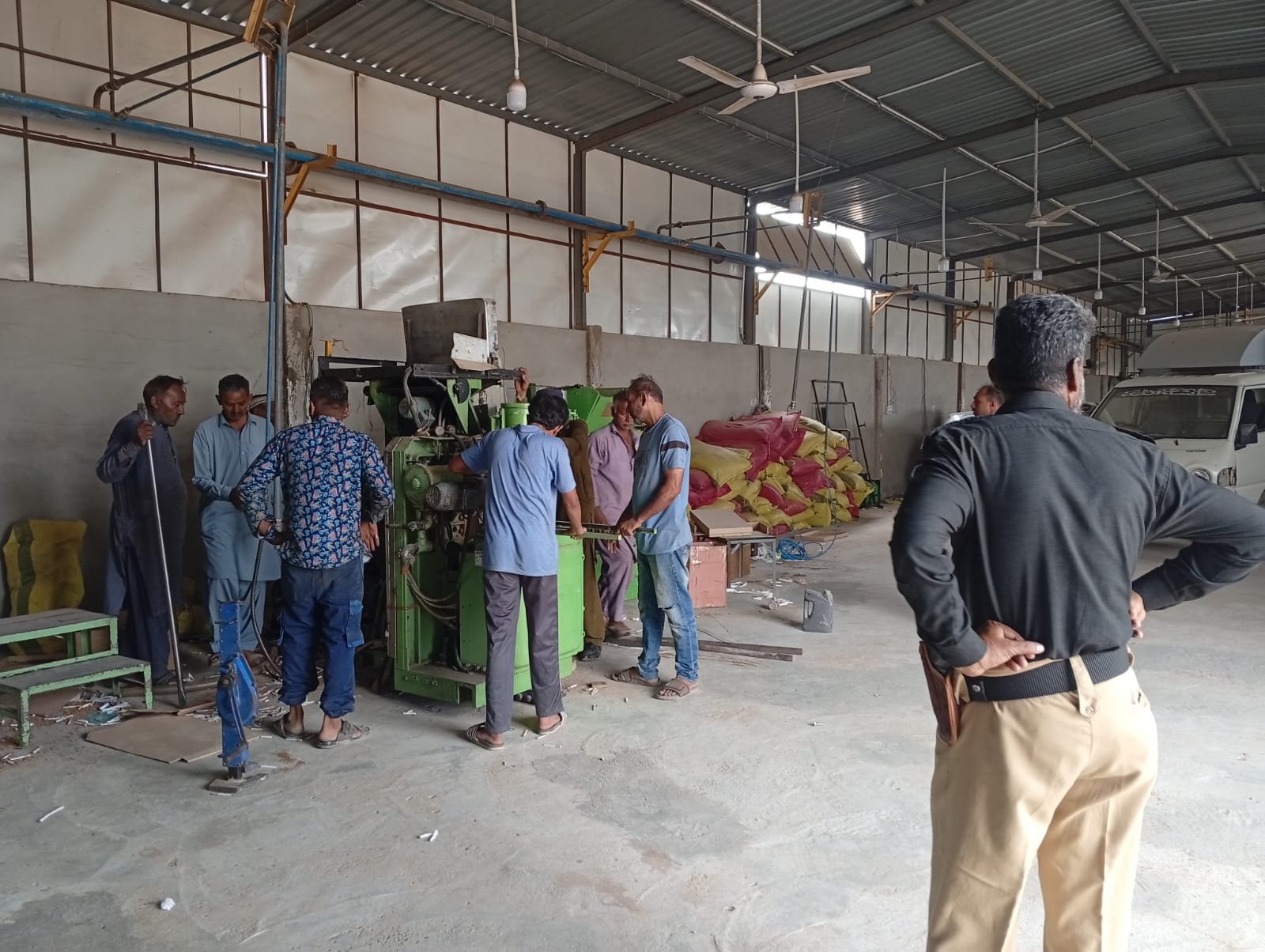 FBR Seals Illegal Cigarette Factory in Karachi, Seizes Machinery and Stock
