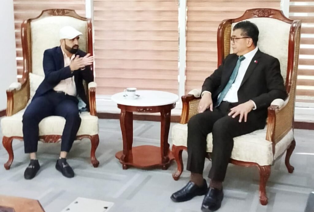 Pakistan, Philippines Explore Tourism and People-to-People Cooperation Sadat Hussain Shah meets Philippine Ambassador Dr Emmanuel R Fernandez in Islamabad to discuss tourism and people-to-people ties.