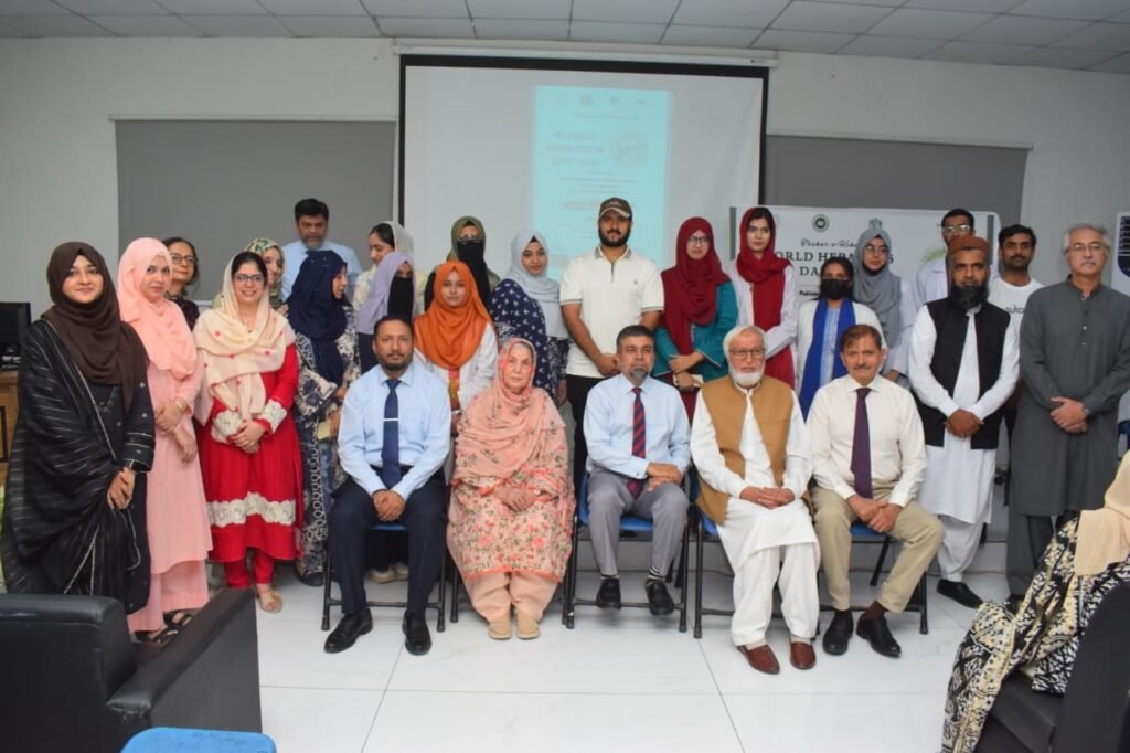 Health experts speak at a PAEM and Hamdard Foundation Pakistan seminar on hepatitis awareness in Karachi.