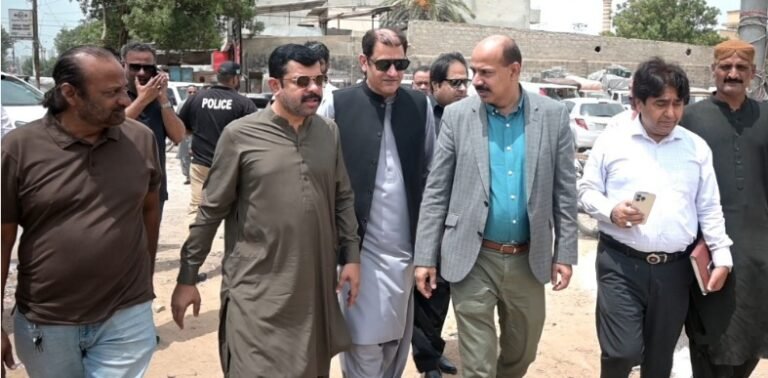 Commissioner Karachi Syed Hassan Naqvi reviews sanitation, roads and anti-encroachment measures during visits to Jinnah Town and Gulshan-e-Iqbal.
