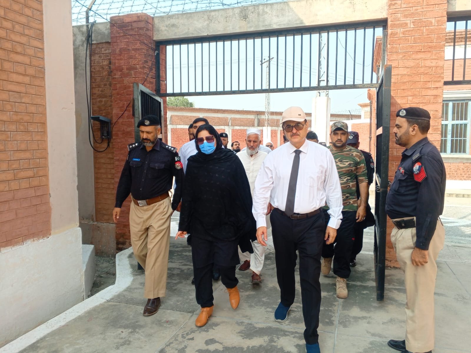 37 Prisoners Ordered Released After Mardan Central Prison Visit