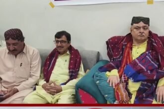 Dr Aslam Azad is honoured at a ceremony marking his 61st birth anniversary in Thatta.
