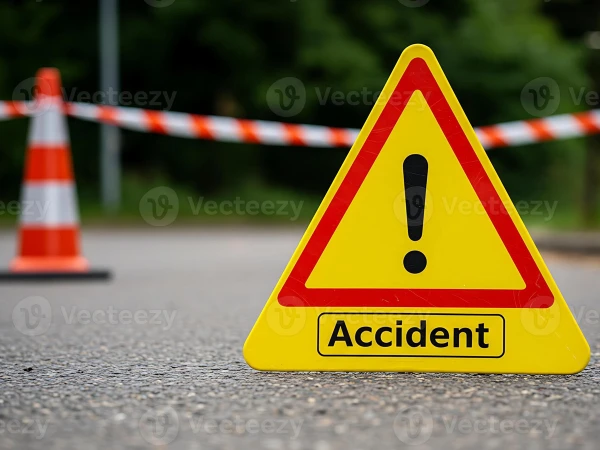 Multiple Vehicles Crash on M-2 Near Rawalpindi, One Killed and 30 Injured