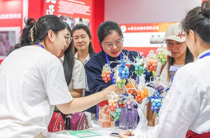 China’s Startup Ecosystem Turns Traditional Crafts and AI Ideas Into Global Businesses