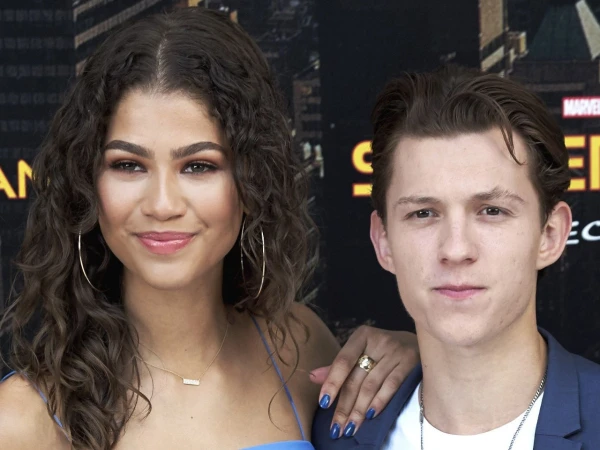 Tom & Zendaya Hit Pause After Spider-Man Success