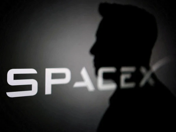Viral SpaceX-Moon Collision Video Is Fake