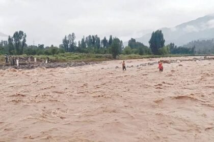 Sindh puts flood risks under 24/7 watch