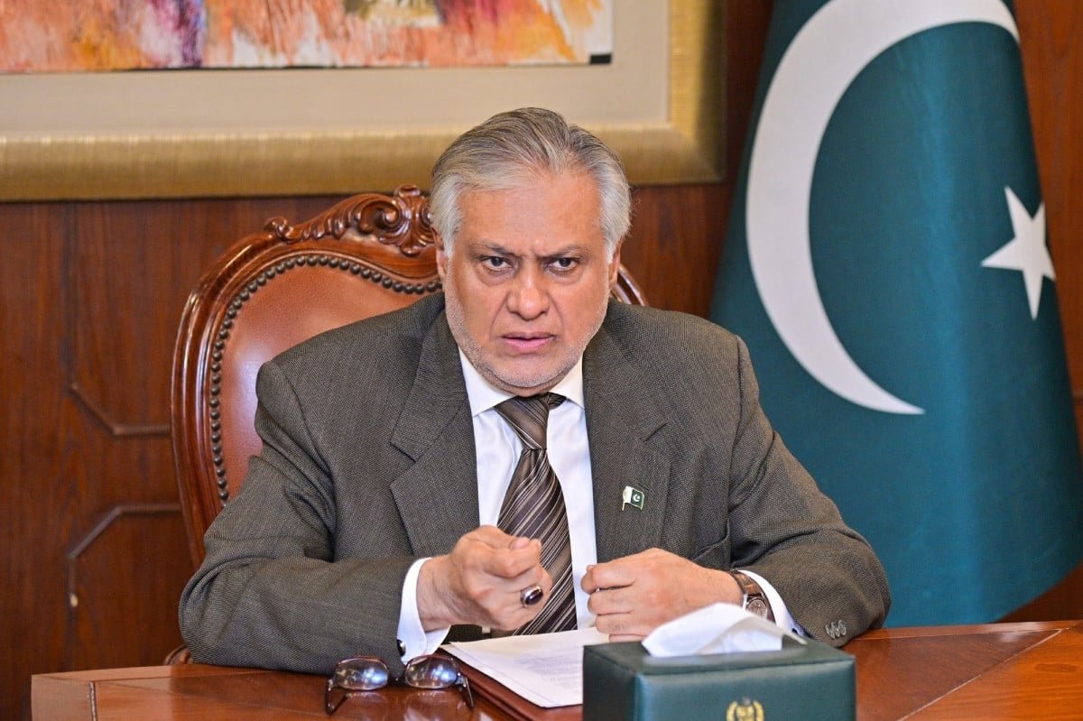 Ishaq Dar Says Makkah Defence Accord Is Defensive, Open to Regional Partners