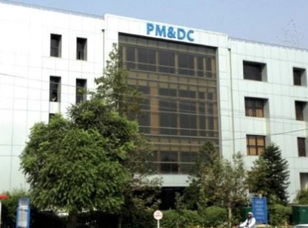 PMDC Orders Doctors to Renew Registrations