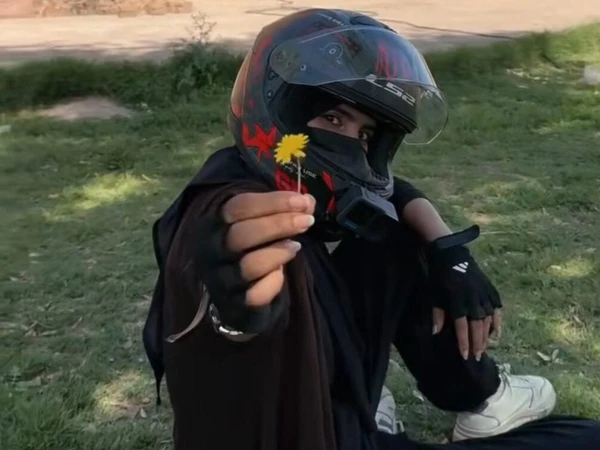Young Vlogger Komal Khan Dies in Rawalpindi Accident