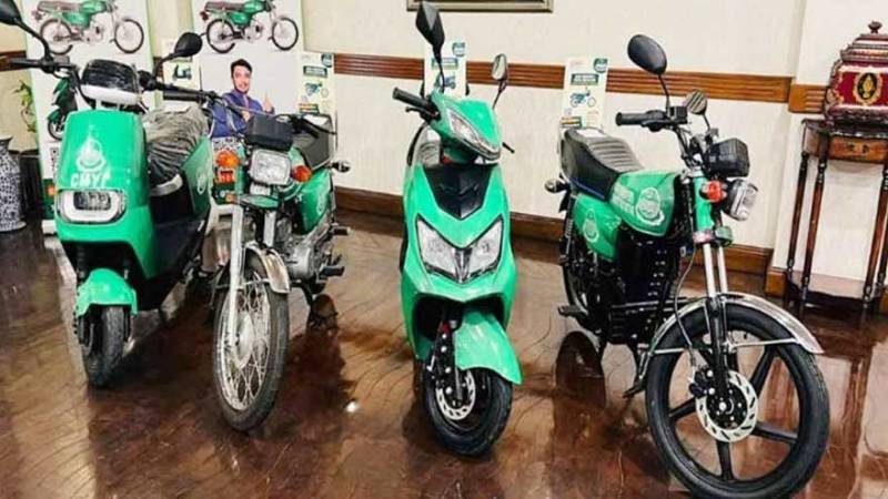 Students Register for Punjab CM’s e-Bike Scheme Phase II