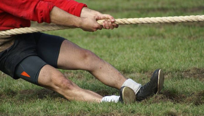 Pakistan Beats India in Tug of War