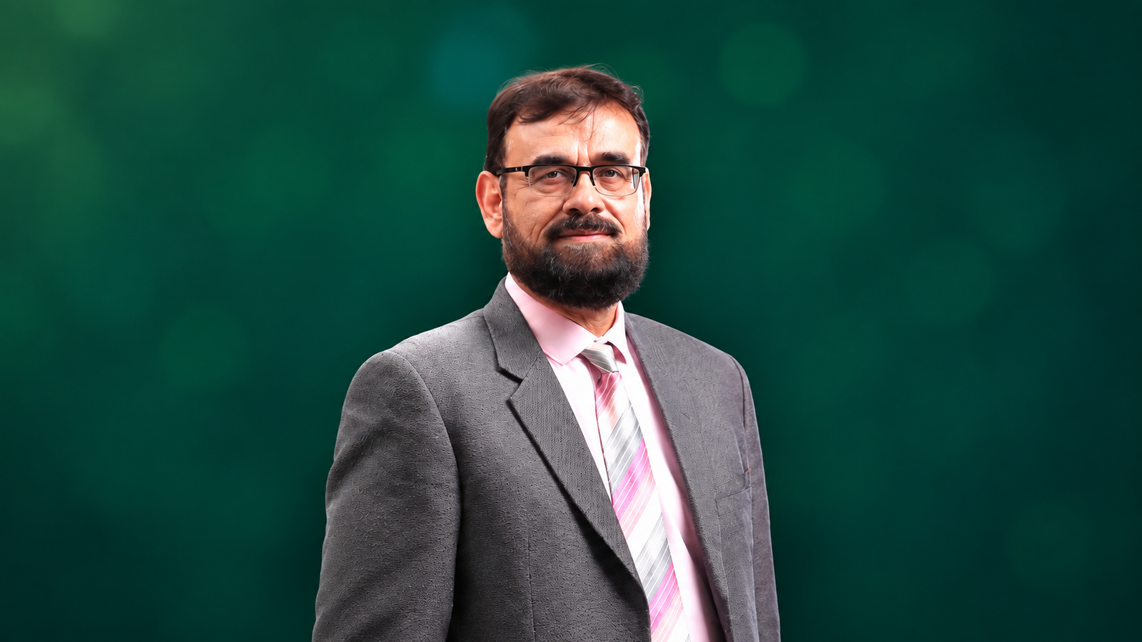 Dr. Abdul Bari Khan Named Recipient of 2026 Hovey Impact Award