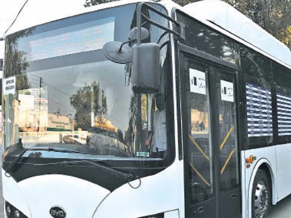 Sindh Plans 500 Electric Buses, 50 Double-Deckers to Arrive by November