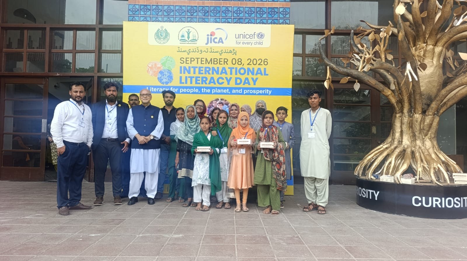 Teach the World Foundation Showcases Solar-Powered Digital MicroSchool
