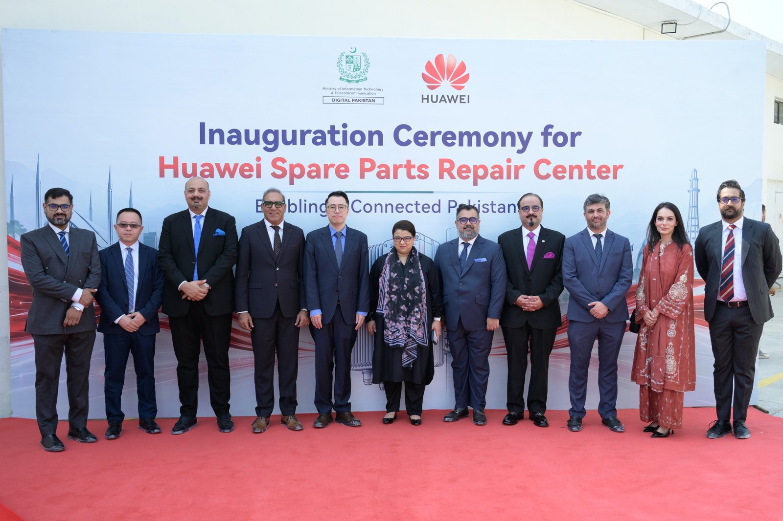Shaza Fatima Inaugurates Huawei’s First National-Level Repair Center in Pakistan
