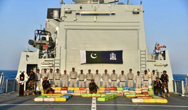 Pakistan Navy ships HUNAIN and YARMOOK seize over 2,800kg of narcotics in Arabian Sea