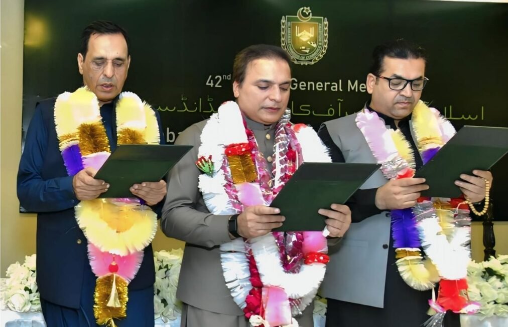 Zikria Akbar Zia Takes Oath as ICCI President