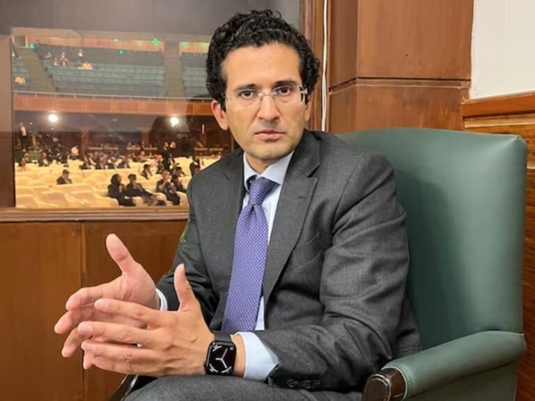 Petroleum Minister Ali Pervaiz Malik speaks about petrol prices, global oil rates and government fuel relief for consumers.