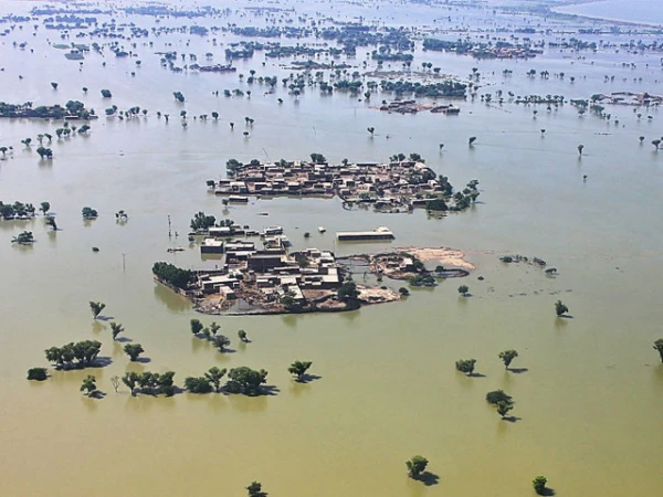 Flood Alert Issued Across Pakistan as Rivers and Streams May Swell