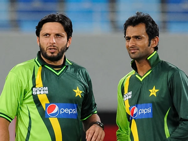 Former Cricketers Slam PCB Decision After Seven Players Dropped Mid-Series Former Cricketers Slam PCB Decision After Seven Players Dropped Mid-Series