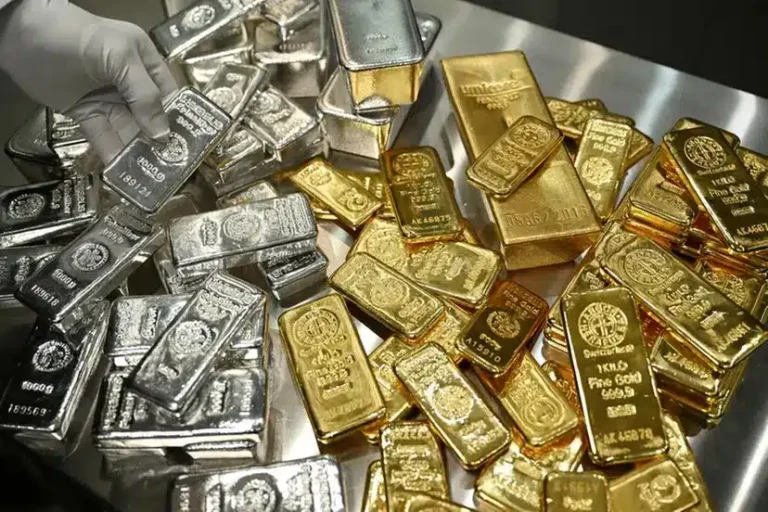 Pakistan Customs seizes 6.162kg of gold bars worth approximately Rs250 million during an anti-smuggling operation in Balochistan