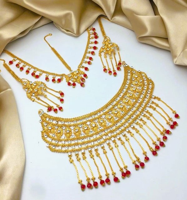 Lahore High Court Clarifies Khula and Dower Rules in 11-Tola Gold Case Lahore High Court Clarifies Khula and Dower Rules in 11-Tola Gold Case